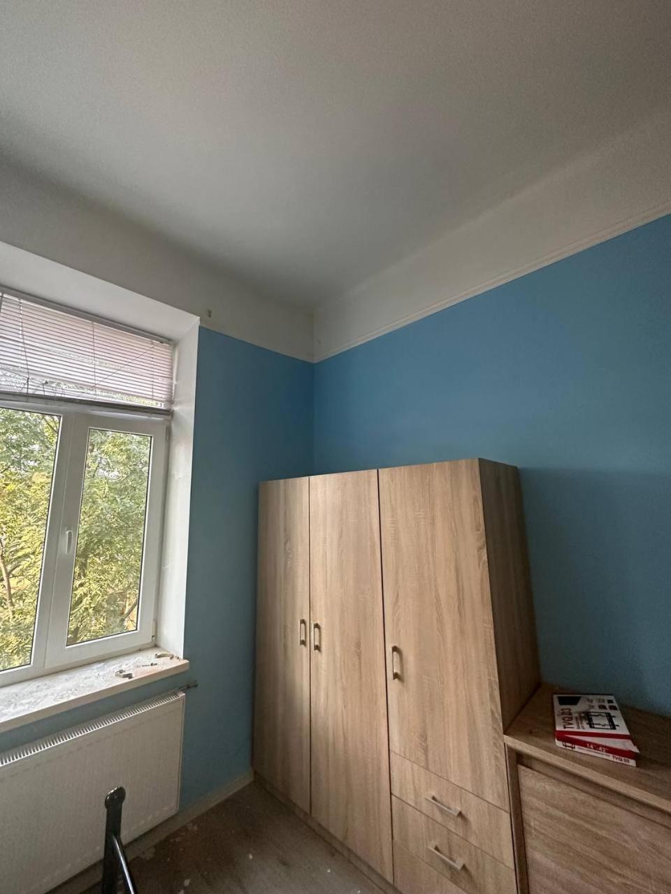 Біля Залізничного Вокзалу Вулиця Олени Степанівни 33Б Apartamento Lviv Exterior foto